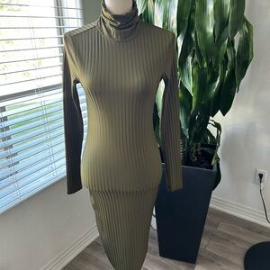 Guess by marciano-ribbed-knee-length-dresse